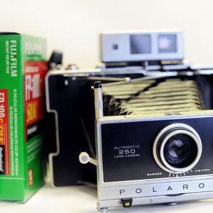 Fujifilm FP-100 C | iPolaroid