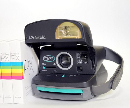 Polaroid 600