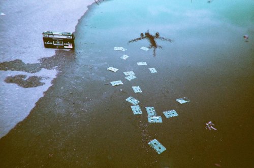 Lomography Simple Use фіолетова плівка стріт-фотографія