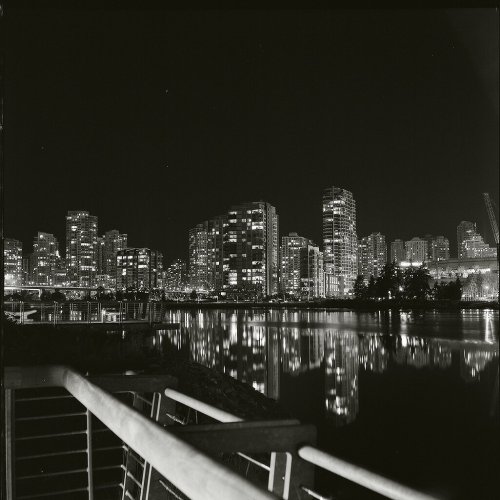 Ilford Delta 400 120 Lomo Lubitel 166+