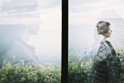 Half-frame Lomourette Picnic Edition LomoChrome Metropolis 35 mm ISO 100–400