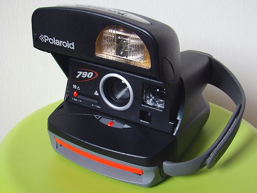 Polaroid 790