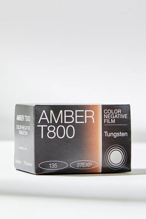 Amber T800 кольорова кіноплівка ISO 800 (35mm, 27 кадрів)