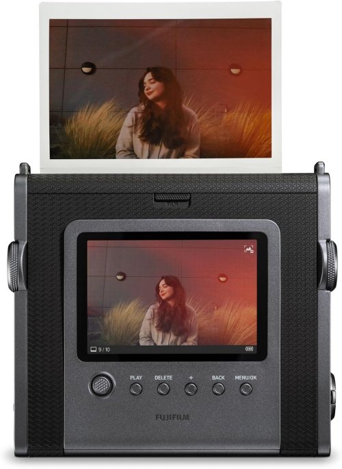 Fujifilm Instax Wide Evo широкоформатні фотографії