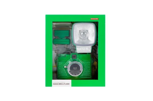 Diana Mini and Flash цвета зеленого папоротника