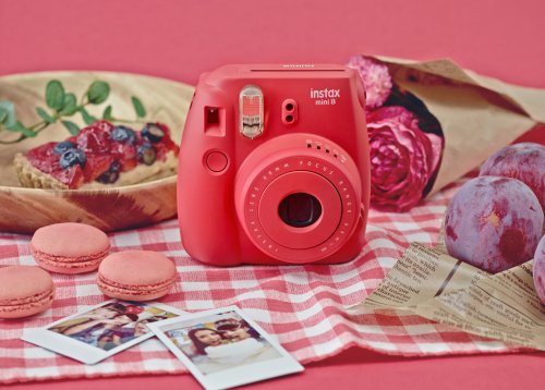 Камера Fuji Instax mini 8