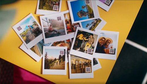 Класичний квадратний формат Polaroid для ностальгічної розваги