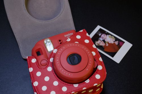 Чехол "горошек" для instax mini 8 и 9