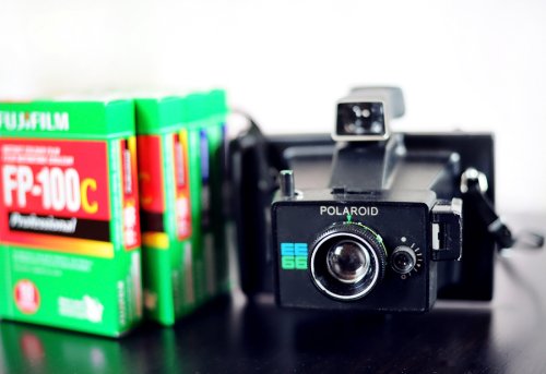 Polaroid EE66