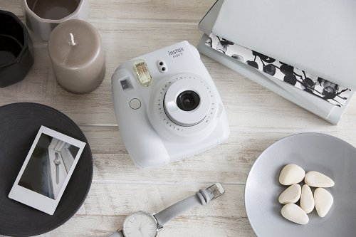 Fujifilm Instax Mini 9 Smoky White (белый)
