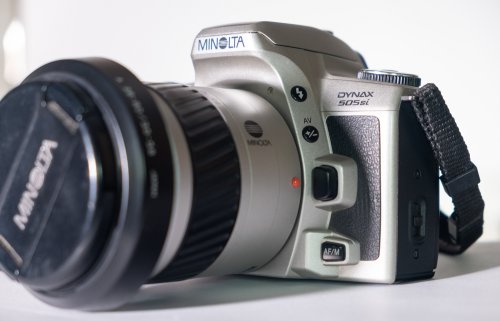 Minolta Dynax 505si / Maxxum HTsi 28-70 AF 35мм