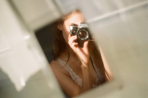 Olympus OM-10 дзеркальна камера з об'єктивом 1:1.8 F=50мм