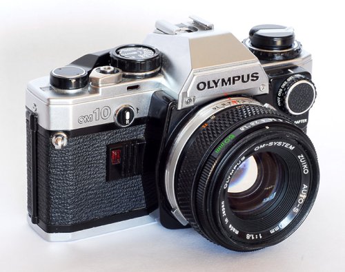 Olympus OM-10 дзеркальна камера з об'єктивом 1:1.8 F=50мм