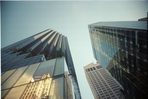 Reto Project Ultra-Wide & Slim KODAK VISION3 500T